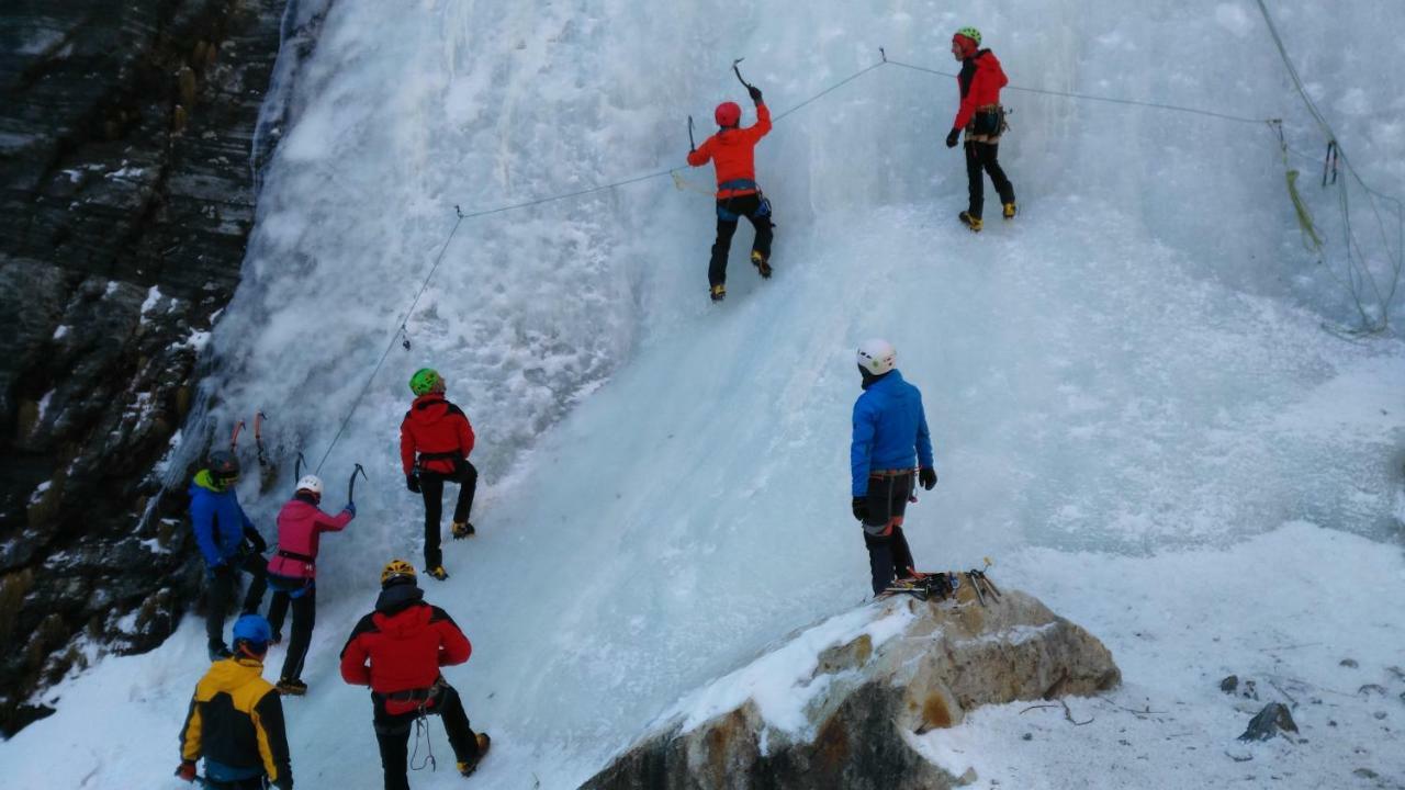 Masherbrum Outdoor Travelling Hostel Chengdu Exterior foto
